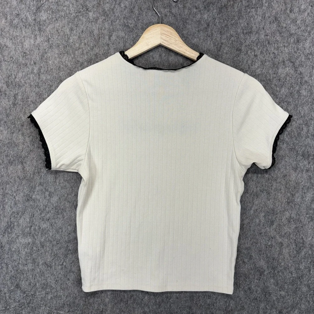 Hello‎ Kitty Forever 21 Baby T-Shirt Women's Medium Unforgettable Sanrio